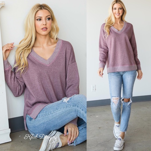 ❤️LAST 2! V Neck Two Tone Fleece Sweater Top with Side Slits! - Picture 7 of 8